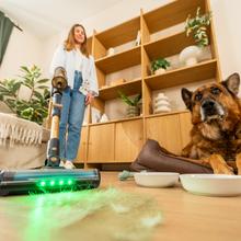 Conga Rockstar RS80 Pet Flex Detect Aspirador vertical con 600 W de potencia y 200 AW de potencia de succión. Cepillo antienredos Hairless. Autonomía de hasta 65 minutos en modo Eco y aspirador de mano. Cepillo de mascotas. Tubo flexible.