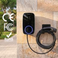 PIT&STOP SMART 7,4 kW CecoHome OCPP para vehículos eléctricos e híbridos enchufables. Monofásico, con balance de carga y conexión Tipo 2, cable de 5 m, compatible con instalaciones domésticas. Incluye 2 tarjetas RFID, control por app vía WiFi, integración OCPP y protección IP65. Cumple con estándares CE, FCC y RoHS.