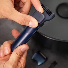 PrecisionCare OneShave Pro Lames en acier inoxydable, tête magnétique et flexible, IPX7, lumière LED, 1 peigne réglable, 1 tête laminaire, étui.