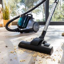 Conga Rockstar Cyclonic Pro Aspirador de trineo sin bolsa  con 900 W y 19 Kpa de potencia para una limpieza profunda. Incluye Cyclonic System, filtración de alta eficiencia y depósito de 2,5 L.