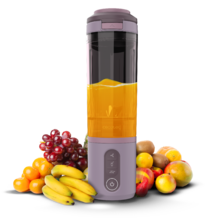 Power Titanium Shake2Go Candy Personal Blender im kompakten und tragbaren Design. 180 W Leistung. Abnehmbarer 600-ml-Tritan-Behälter. Drei Automatikprogramme. BPA-frei. Schnellladefunktion.