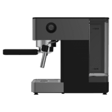 Cafelizzia 690 Grey Potencia de 1230–1465 W que asegura una extracción rápida y precisa. Bomba de 20 bares para espresso con cuerpo. Prepara una o dos tazas al mismo tiempo. Vaporizador integrado para espumar leche y función de agua caliente para infusiones. Tanque de 1,5 L y diseño compacto que facilita el uso y la organización en la cocina.