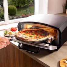 Pizza&Co 500 Gyro Horno de pizza eléctrico con panel digital táctil y piedra giratoria de alta temperatura.