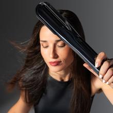 AirLisse 6in1 iTwerk Platinum: Plancha de aire con Tecnología infrarrojos, Placas vibratorias, 3 modos de uso, Plasma, 6 accesorios, Estuche de Cuero