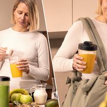 Nutriblender Fusion Touch Potenza 1000W. 6 lame black titanium. Due bottiglie da 500 ml e 900 ml. Sempre pronto da portare con sé. Spia.