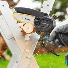 MontanaForce 6400 Hand Sierra de podar 6". Motor sin escobillas, Brushless. Batería 21V. Engrasado a botón. Incluye maletín, cadena extra y set de accesorios.