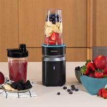 PowerTitanium 1000 Push2Go Potencia 1000W. Cuchilla acero inox 6 hojas. Pantalla LED. Dos vasos 550ml y 700ml. Tritura, mezcla y licua. Libre BPA