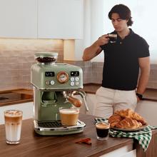 Power Espresso 20 Tradizionale Grind Machine à café expresso avec moulin intégré. Buse vapeur orientable 20 bars. Préparez deux cafés à la fois.  Manomètre et système PID. Presse incluse.