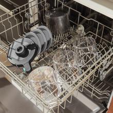 Gelatec 1800 Gelatiera con 10 programmi. Tecnologia CreamOn e pulsanti touch con controllo rotativo. Gelato e bevande ghiacciate in 3 passaggi.