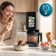 Gelatec 1800 Touch Heladera con 9 programas y 2 funciones especiales. Tecnología CreamOn y pantalla TFT. Helados y bebidas heladas en 3 pasos.