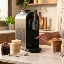 Twist&Ice Cream B Máquina de granizados y helados de 1.5 L con control táctil, 9 modos, refrigeración adaptable y diseño ergonómico con boquilla sin goteo.