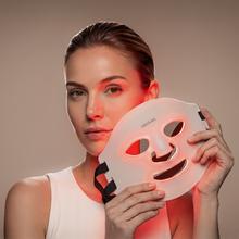 FaceCare LÜM Maschera LED per il viso con 9 colori e funzioni, infrarossi, 360 punti luce e silicone medico