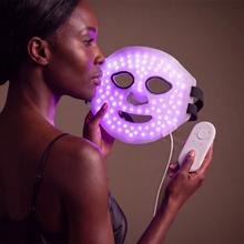 FaceCare LÜM Maschera LED per il viso con 9 colori e funzioni, infrarossi, 360 punti luce e silicone medico