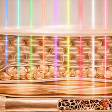 FaceCare LÜM Maschera LED per il viso con 9 colori e funzioni, infrarossi, 360 punti luce e silicone medico