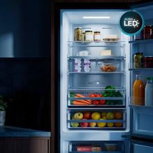 Bolero CoolMarket Combi 377 Inox A Frigorífico Combi Bolero CoolMarket Combi 377 Inox A con gran capacidad de 377L, con la mejor eficiencia energética del mercado clase A, tecnología CoolMatrix, 2 cajones especiales con control de humedad, FreshnessFlex Hub, Botellero Premium y congela tus alimentos en segundos con Fast Freezing.