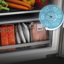 Bolero CoolMarket Combi FD 450 Elite Black Glass DRéfrigérateur-congélateur, MAX INSIDE avec VIP Tech, Cool Matrix, Fresh Flex (tiroir variable à 6 températures avec contrôle de l'humidité), Total NoFrost, compresseur Inverter Plus, Multi AirFlow, 450 L, 201×59,5×68 cm, fonctions Fast Cooling et Fast Freezing, mode Smart, Green HUB XL, écran extérieur, porte-bouteilles, clayettes en verre et classe énergétique D.