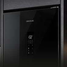 Bolero CoolMarket Combi FD 450 Elite Black Glass DRéfrigérateur-congélateur, MAX INSIDE avec VIP Tech, Cool Matrix, Fresh Flex (tiroir variable à 6 températures avec contrôle de l'humidité), Total NoFrost, compresseur Inverter Plus, Multi AirFlow, 450 L, 201×59,5×68 cm, fonctions Fast Cooling et Fast Freezing, mode Smart, Green HUB XL, écran extérieur, porte-bouteilles, clayettes en verre et classe énergétique D.