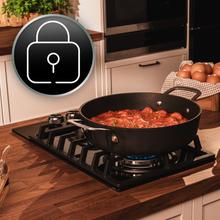 Bolero Squad GN 2200F Glass Black Placa de gas preparada para instalación a GAS NATURAL DE 2 FUEGOS, acabado en cristal negro, parrillas individuales de hierro fundido, potencia de 5,25kW, quemador WOK triple corona, encendido eléctrico, sistema de seguridad de las válvulas, para gas natural y accesorio para la conversión de gas incluído.