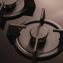 Bolero Squad GN 3200S Glass Black Placa de gas preparada para instalación a GAS NATURAL DE 3 FUEGOS, acabado en cristal negro, parrillas individuales de hierro fundido, potencia de 6,25kW, quemador WOK triple corona, encendido eléctrico, sistema de seguridad de las válvulas, para gas natural y accesorio para la conversión de gas incluído.