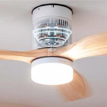 EnergySilence Aero 4600 Arctic Steel&Sand Ventilador de teto de 38 W e 52” efeito madeira, com comando, luz LED, 6 velocidades, 3 pás, modo inverno-verão e temporizador de até 8 horas.