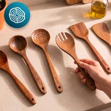 NATURE 6 PZAS. Set de 6 piezas de utensilios de madera de acacia con stopper