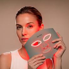 FaceCare LÜM Ice Mascara LED facial con 9 colores y funcionalidades, infrarrojos, 448 puntos de luz y silicona médica, IceTech, 210 mins de autonomía.