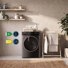 Lavatrice-asciugatrice 2 in 1 Bolero DressCode Wash&Dry 85610 in acciaio, capacità 8/5 kg, classe A/D, 1400 giri/min e motore Inverter Plus: 15 programmi con sistemi intelligenti OnSmart e Fuzzy Logic, asciugatura automatica, programmi a vapore SteamMax e stabilizzazione intelligente Smooth Wash, cestello con design Space Pro e Pearl Drum, con gomma antibatterica e funzioni Drum Clean, Stop&Go, Delay End e Kidlock.