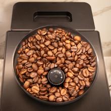 Cremmaet Stretta Steam Cafetera superautomática con de 19 bares, potencia de 1500 W y molinillo integrado. Prepara Espresso, Americano, Lungo y doble espresso con un solo toque, incorpora vaporizador de leche para cappuccinos y lattes. Diseño compacto con pantalla táctil LED, limpieza automática y mantenimiento sencillo.