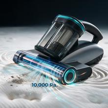 Der Conga Rockstar 5000 Matratzenstaubsauger mit 350 W Leistung, 10.000 Pa Saugkraft und UV-C-Licht sorgt für eine gründliche und hygienische Reinigung. Das Zweitanksystem gewährleistet eine gleichbleibende Reinigungsleistung. 4 Meter Aktionsradius.