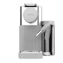 Power Caps 20 Latte White Cafetera de cápsulas compatible con Nespresso®. Bomba 20 bares y sistema de leche integrado. Prepara Espresso, Cappuccino, Latte y espuma de leche con un solo toque.