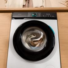 Lavatrice Bolero DressCode 6165 Inverter bianca con capacità di 6 kg e 1200 giri/min, 11 programmi, classe A-10%, motore Inverter Plus, Steam Max, pulizia del cestello, programma rapido 15', avvio ritardato, blocco bambini e pannello di controllo con display a LED.