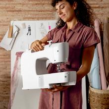 BelleCouture 1500 Máquina de coser con 15 puntadas para principiantes y kit de accesorios