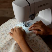 BelleCouture 1500 Máquina de coser con 15 puntadas para principiantes y kit de accesorios