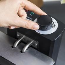 Cleanfry 1,5 L + Freidora de 1,5 litros de capacidad y 1000 W, con filtro para la limpieza del aceite.