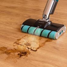 FreeGo Wash Twice Spray X-Treme Fregona eléctrica FreeGo Wash Twice Spray. 40 minutos de autonomía. Doble rodillo. Depósito de agua limpia de 450 ml y agua sucia de 350 ml. Pulverizador de agua y base de autolimpieza. Con spray pulverizador sobre la superficie.