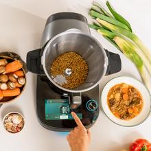 Mambo CooKing Total Gourmet X Robot de cocina multifunción con dispensador de alimentos.