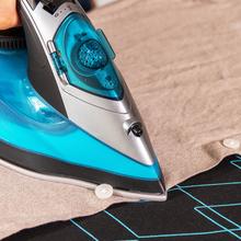 StrongBoard 100 Mumbai Table à repasser avec une surface de repassage de 110 x 33 cm.