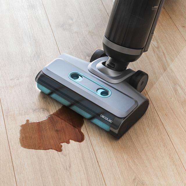 FreeGo Wash&Vacuum X-Treme Lavapavimenti elettrico da 200 W. Lava e aspira allo stesso tempo. 35 minuti di autonomia. Spazzola assorbente a rullo Wet Jalisco. Serbatoio d'acqua pulita da 700 ml e serbatoio d'acqua sporca da 700 ml. Tre modalità: Eco, Turbo e Asciugatura. Spray d’acqua automatico sul rullo. Base di autopulizia.