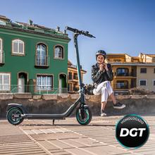 Bongo D20E Connected + Phone holder Patinete eléctrico ligero con potencia máxima de 500 W y una velocidad máxima de 20 km/h y hasta 20 Km de autonomía con conexión a App y phone holder