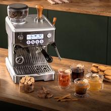 Máquina de café barista Power Espresso 20 Barista com moedor integrado, bico de vapor, sistema de pré-infusão e termobloco duplo.