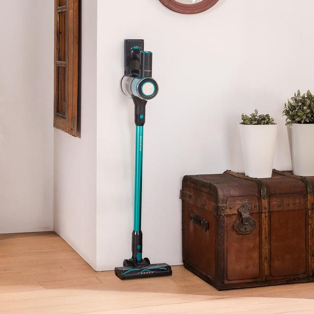 Conga Rockstar P50 X-Treme Aspirador vertical BLDC con 265 W y 80 AW de potencia de succión. Posición Parking. Limpia hasta 120 m2* sin parones en modo Eco.