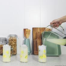 Power Black Titanium 2500MAX Spatula Batidora americana de vaso de 2500W de maxima potencia, con 6 hojas con recubrimiento de titanio negro y jarra termorresistente de 1,8 litros.