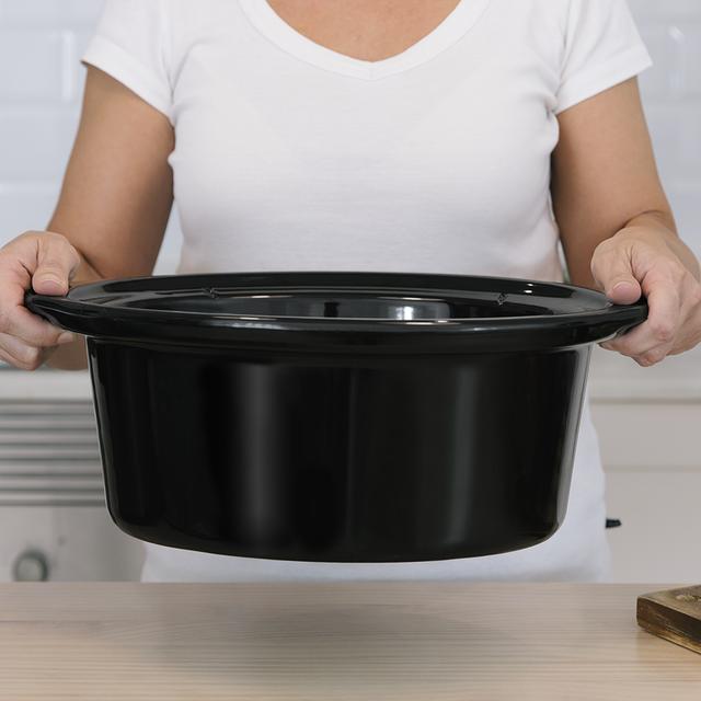 Chupchup Matic Spatula Olla de cocción lenta digital ovalada con 240 W. Pantalla LCD. 5,5 litros de capacidad. Dos niveles de potencia + función mantener caliente. Tapa de cristal. Cubeta cerámica y extraíble.