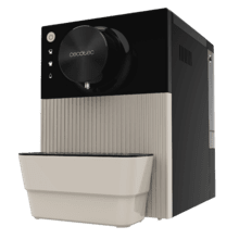 Cremmaet Cube Beige Cafetera superautomática con diseño compacto con un rendimiento profesional, ideal para disfrutar de café de alta calidad. Con un solo toque, prepara café como un barista profesional.
