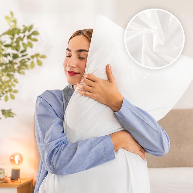 Flow ProtectPillow 2000 Tencel Funda de almohada con fibra termorreguladora tencel. Suave, transpirable e impermeable con un tratamiento antiácaros. Lavado fácil hasta 40 grados. Fabricado en España con certificado Oekotex.